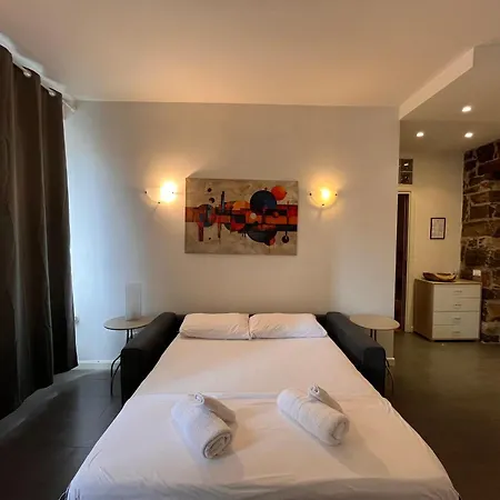 Rivapartments アパート *